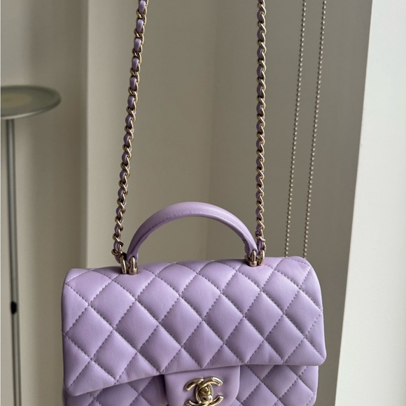 ๐ CHANEL 24P MINI TOP HANDLE LILAC ๐ - Picture 12 of 13